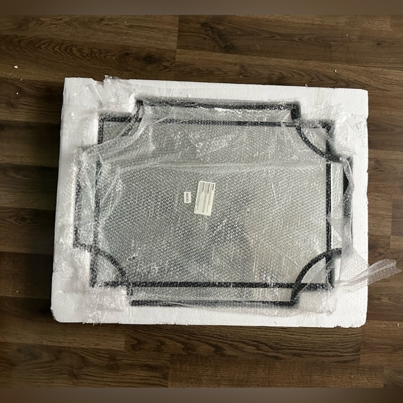 Wall/Bathroom Mirror - Picture 5 of 5